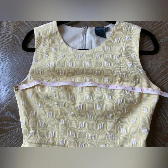 Gabby Skye Yellow Tulip Dress - Picture 3 of 6